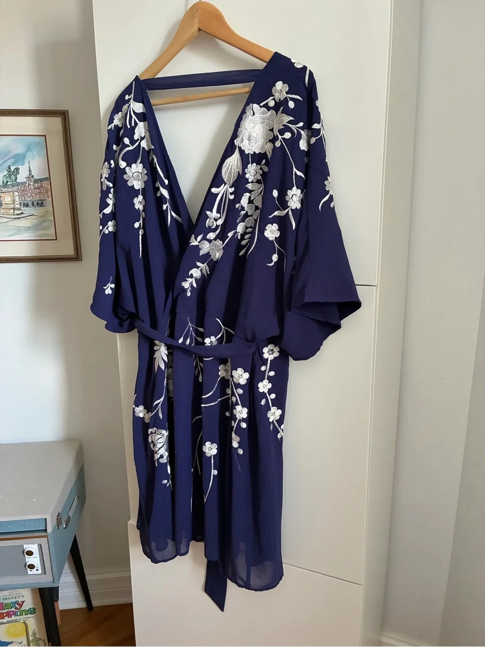 NWT ASOS Deep Navy Embroidered Wrap Kimono Dress with Tie Waist - Size 16 - Picture 8 of 12